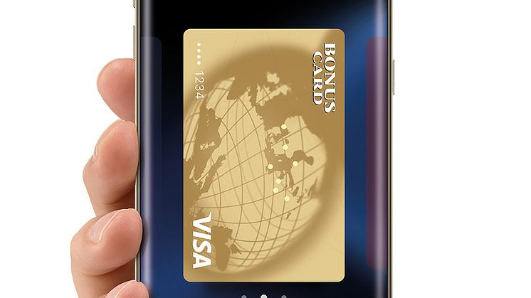 Samsung_Pay_S7_Man_Hand_VBC_Gold_RGB_Low