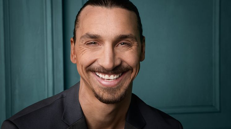 Zlatan X Samsung close-up