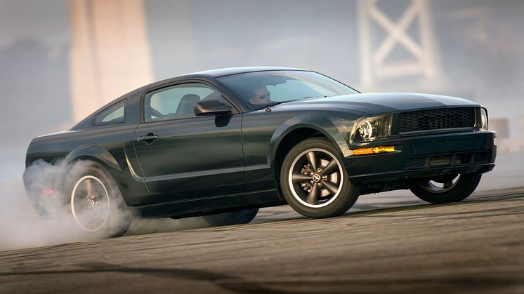 2008-Gen5-FordMustangBullitt.jpg