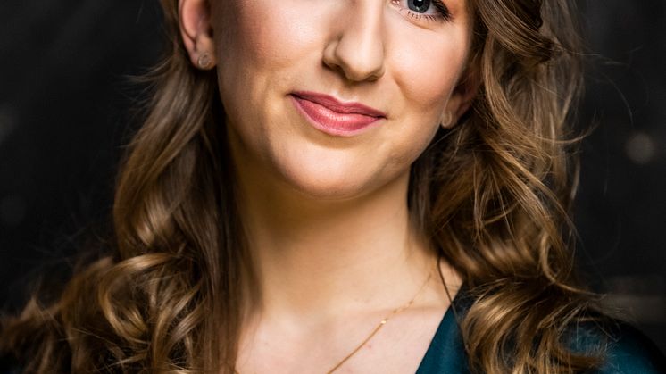 Josefine Mindus, Confidencen-stipendiat
