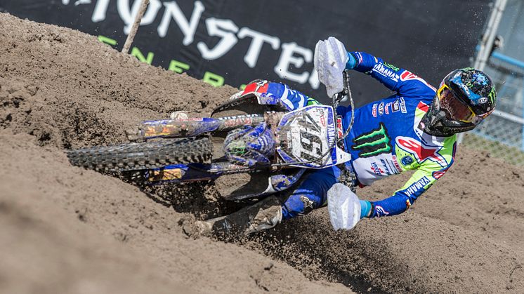 4位／3位で総合2位となった#461 ロマン・フェーブルとYZ450FM