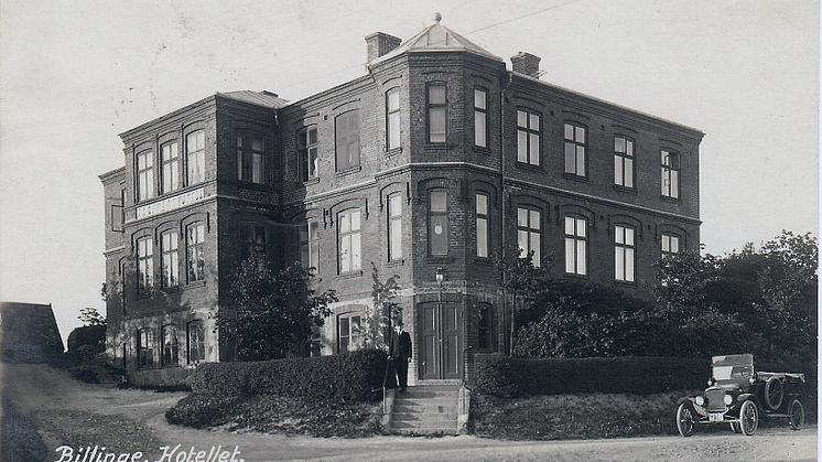 Billinge ”Jernvägshotell” uppfört 1900. Bilden är hämtad ur Leif Cederbergs vykortssamling. Fotograf okänd.