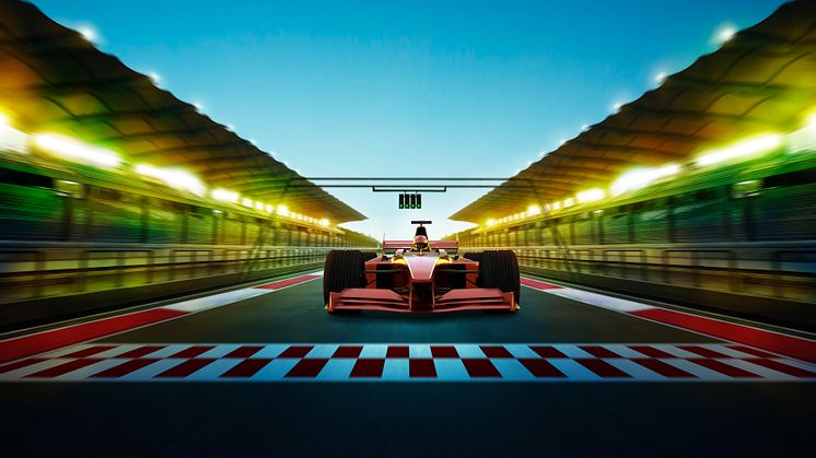 HINTER DEN KULISSEN: WIE F1-AUTOS ZU RENNSTRECKEN TRANSPORTIERT WERDEN
