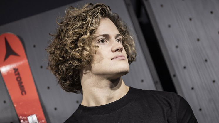 Lucas Braathen Extends Partnership with Atomic