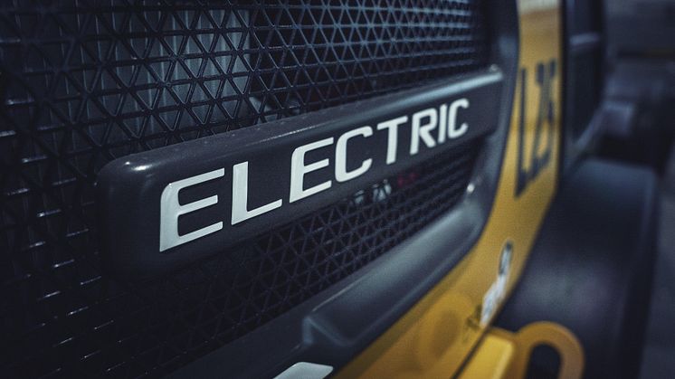 Utsläppsfritt i Bayern med Volvo L25 Electric - grill