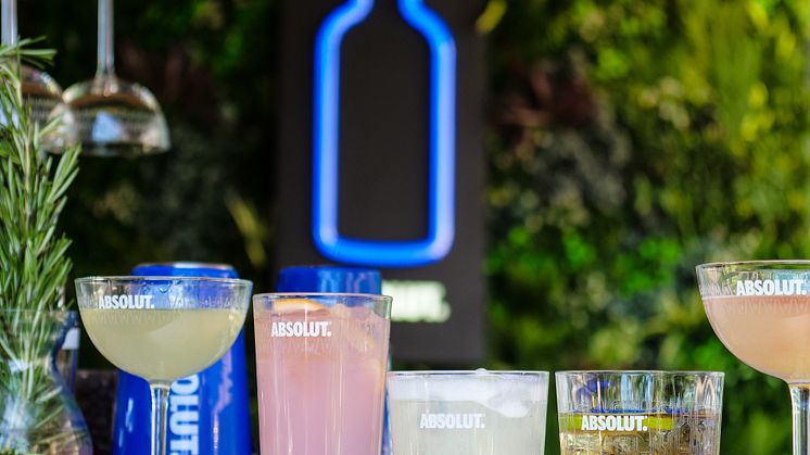 Clarion Hotel SIgn - Rooftop Garden Bar - Cocktails