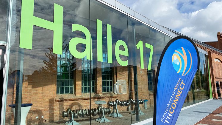 Am 12. Oktober 2023 lädt die TH Wildau Studierende, Absolvent/-innen, Unternehmen und Existenzgründer/-innen zur Firmenkontaktmesse THCONNECT auf den Wildauer Campus ein. (Bild: TH Wildau)