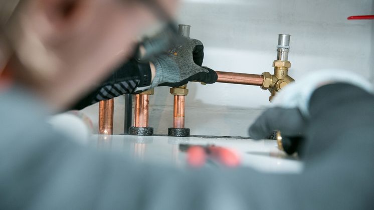 installasjon varmepumpe foto Varmepumpeforeningen