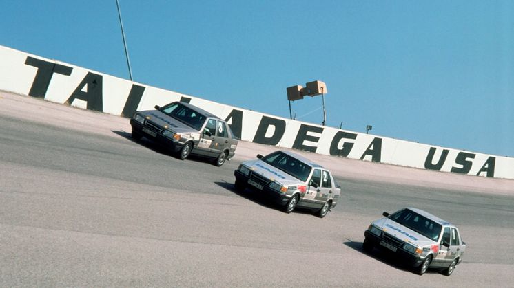 Rekordkörningen på Talladega Speedway 1986 satte Saab 9000 Turbo på kartan som en snabb och tillförlitlig bil (Foto Saab)
