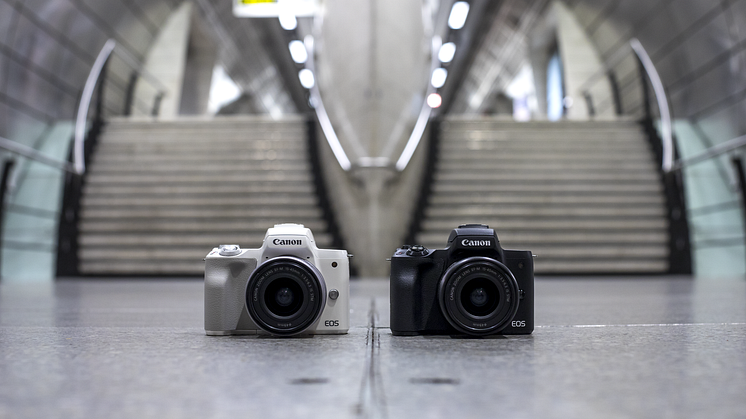 EOS M50 Ambient Black and White