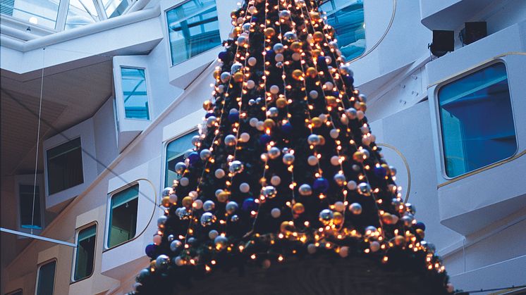 Tallink Silja | Weihnachtliche Dekoration auf der Serenade