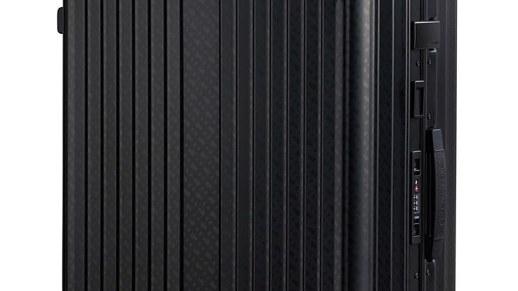 PROD_COL_150303_6433_FRONT34