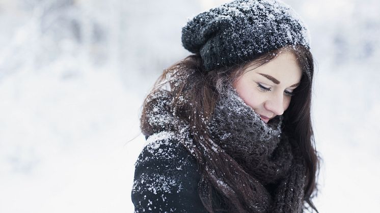 Decubal, miljöbild kvinna, vinter