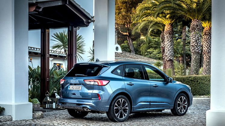 Ford Kuga ST Line ladbar hybrid 2020