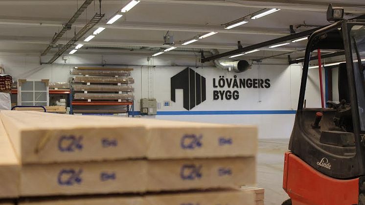 Med ny fabrik kan Lövångers Bygg möta den stora efterfrågan.
