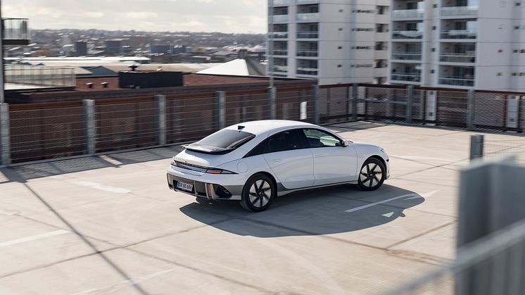 hyundai_ioniq6-9515