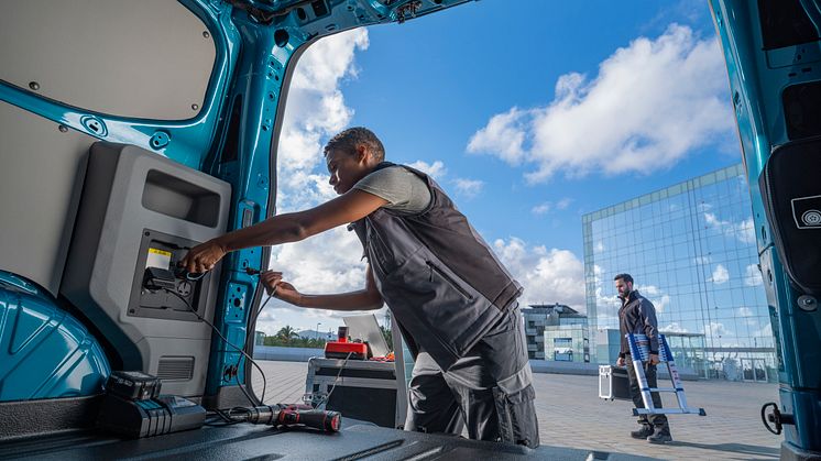 2022 FORD TRANSIT PRO POWER OMBORD