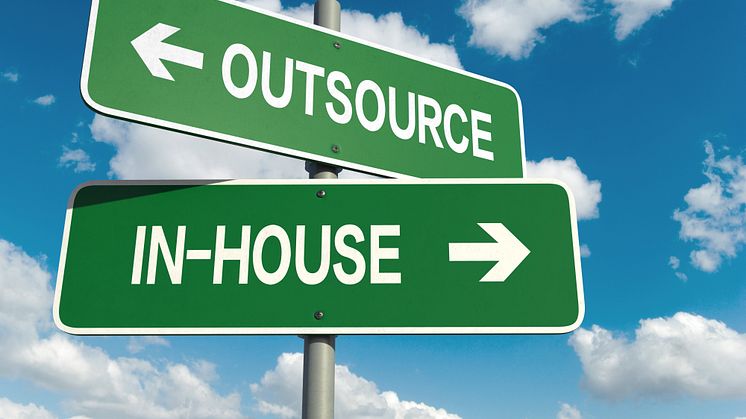 Läs Konteks guide med fördelar med att outsourca sin lönehantering