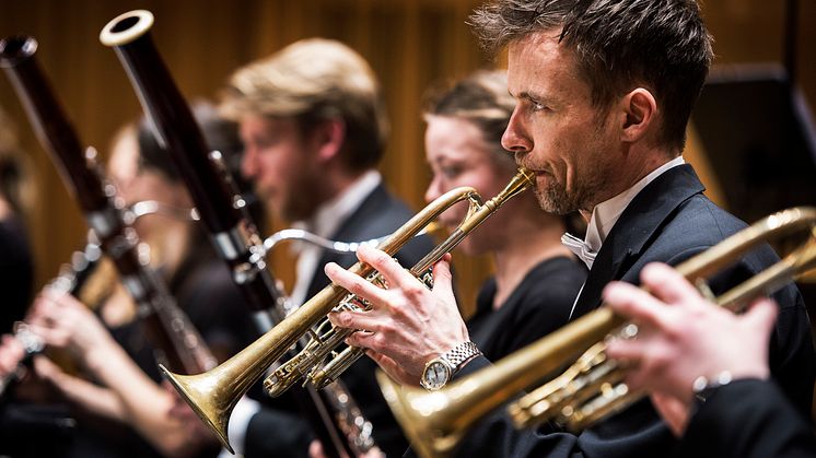 Västerås Sinfonietta ger kaffekonserter i Tillberga Medborgarhus och Bäckbyhuset