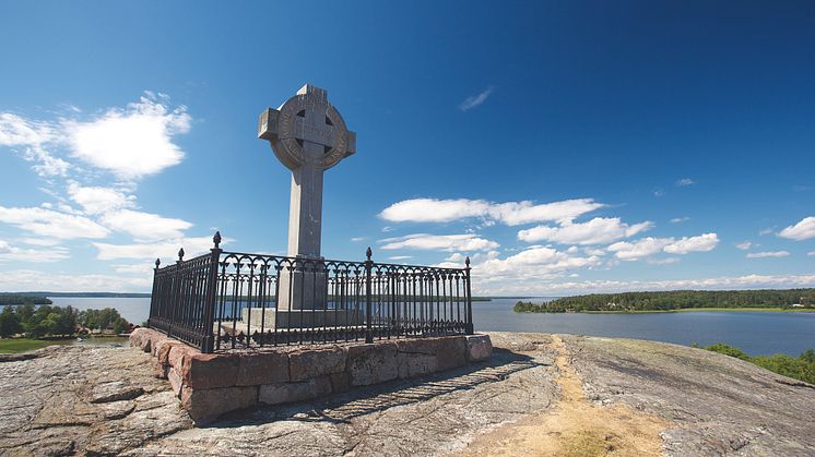 Pressbild - Ansgarmonumentet på Birka