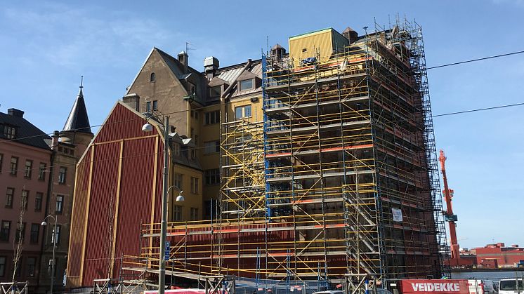Skeppsbron 4 rustas upp