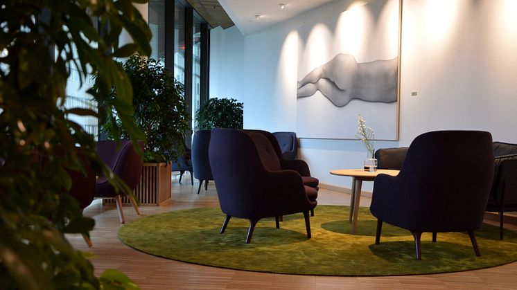 Clarion Hotel Sign - Conference Lounge2