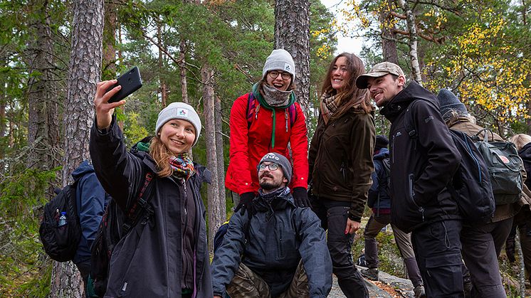 Skogsexkursion. Foto: Andreas Palmén
