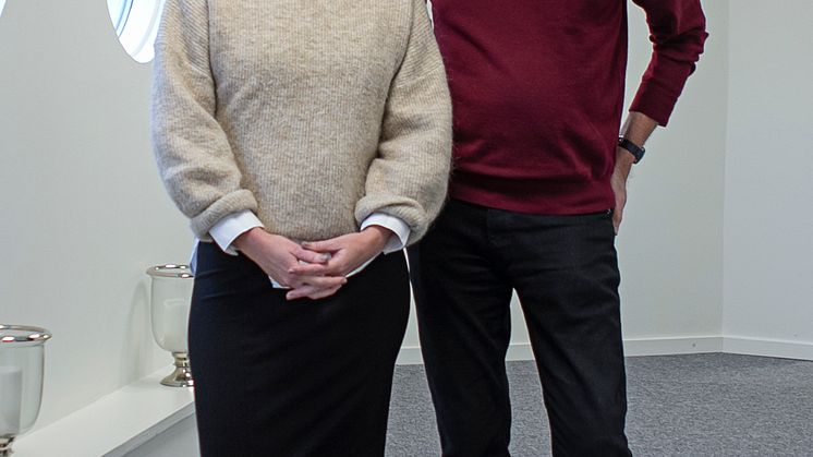 Åsa von Berens och Lars Sonde stående Foto Mai Engström.jpg