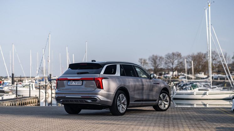 Hongqi E-HS9 Lowres-19