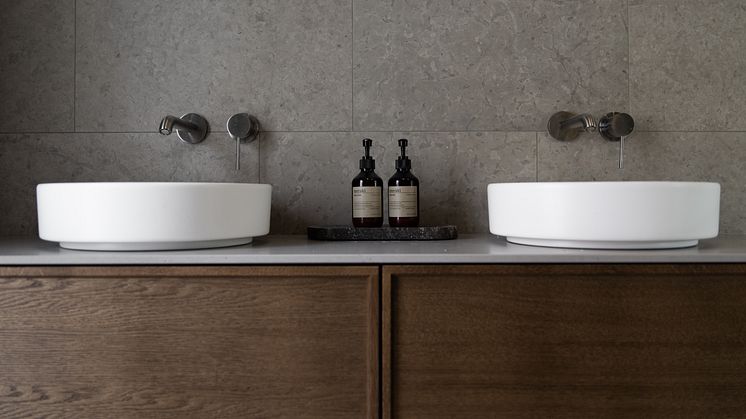 INR-Air Wood-dubbel-tvättställ-villa-gullboda