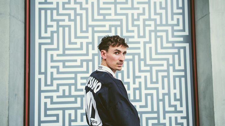 Den 10. februar kan du komme med til årets dansefest, når den hypede, britiske tempospecialist Ross From Friends rammer Lille VEGA.