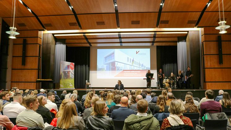 Universität Vechta verabschiedet Absolvierende der Bachelor- und Masterstudiengänge Management Sozialer Dienstleistungen