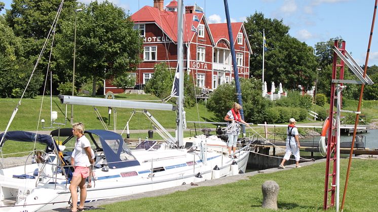 Göta kanal summerar säsongen 2014 - Göta kanal som besöksmål fortsätter att växa