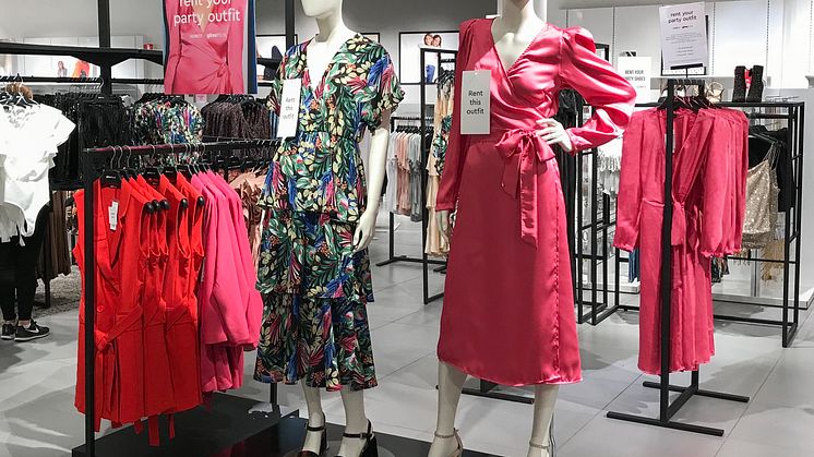 RENT YOUR OUTFIT TOGETHER WITH GINA TRICOT AND SCORETT