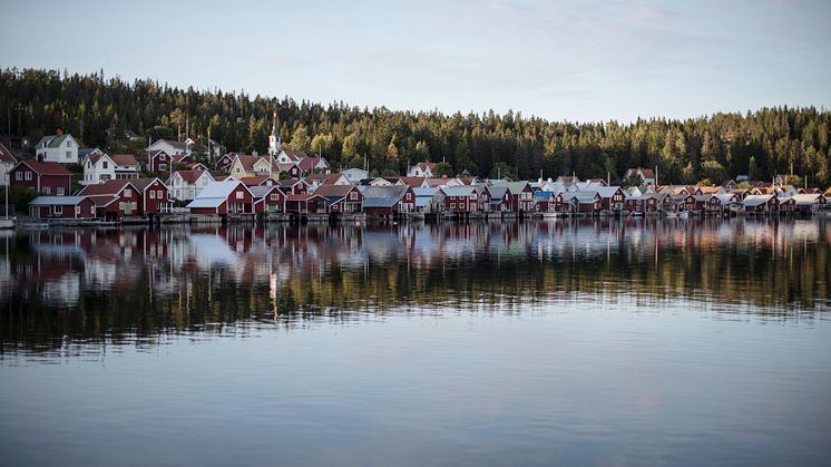Ulvön - Bottenhavets pärla - är ett mycket populärt besöksmål bland besökare och lokalbor under sommarmånaderna.