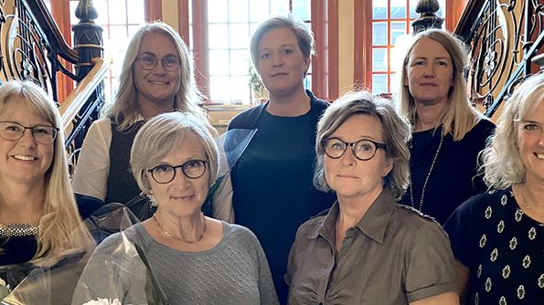 Efter fyra års olika vetenskapliga studier och samverkan ges Skola på vetenskaplig grund i praktiken ut.