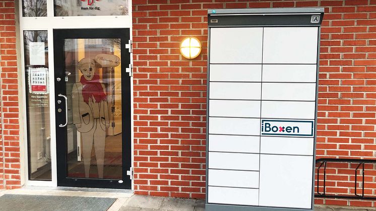 iBoxens leveransboxar på Poesigatan