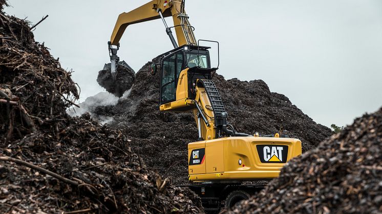 Cat MH3024 materialhanterare i arbete