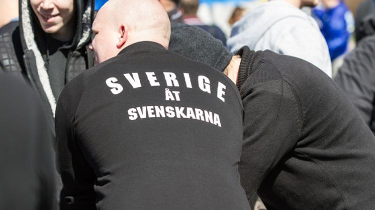 "Nazistiska supportrar aktiva i Kalmar län" - Anders Dalsbro intervjuas av P4 Kalmar