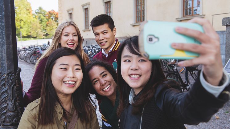 The sense of belonging, and inclusion of a group, is a strong basic need that all humans share. (Photo: Magnus Liam Karlsson)