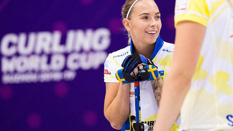 Den 30 januari - 3 februari arrangerades Curling World Cup i Jönköping. Här samlades världseliten i curling, bland andra de svenska lagen Team Edin och Team Hasselborg.