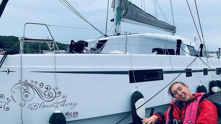 Hi-res image - Fischer Panda UK - Sailor and adventurer Natasha Lambert with her boat 'Blown Away'