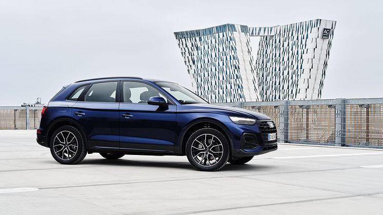 Audi Q5 (Navarreblå)