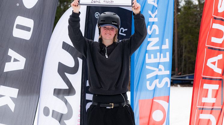 250411-SM-DAG-2-Estrid-vinnare-highest-air-foto-Daniel-Bernstål.jpg