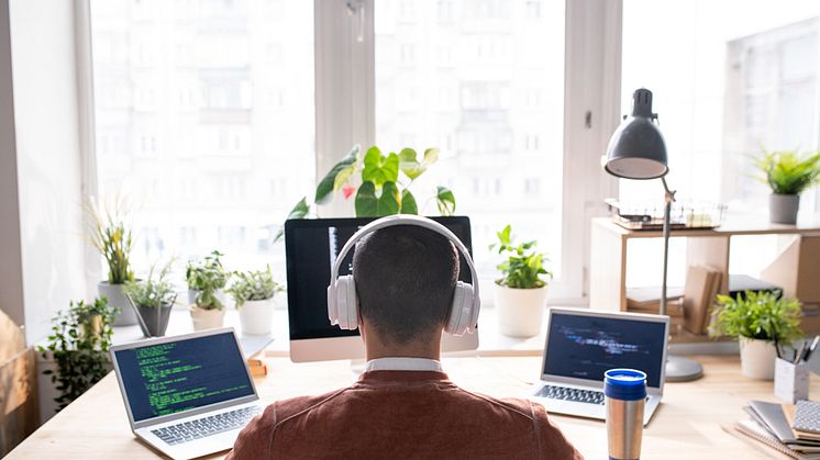 Webbinarium: 3 experter diskuterar AI och kommunikation