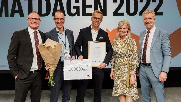 Björn Hellman, vd Livsmedelsföretagen, Henrik Samuelson, vd Santa Maria och europachef Paulig, Anders Hansson, Commercial Director för Skandinavien och Europa, Utrikeshandelsminister Anna Hallberg och Jan Larsson, vd, Business Sweden