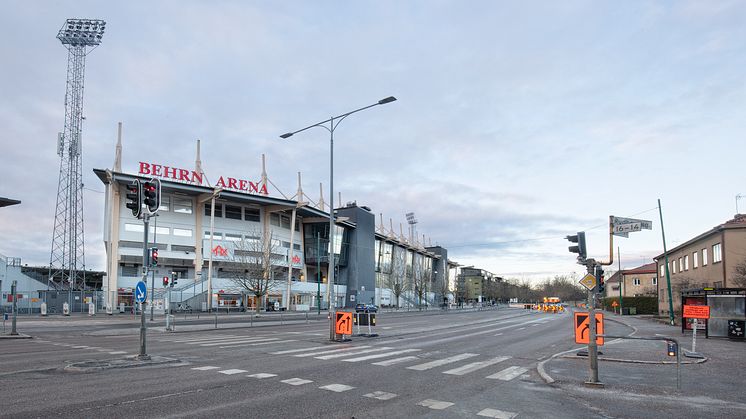 Arbetet längs Rudbecksgatan fortsätter: gatorna vid Behrn Arena anpassas för snabbussar
