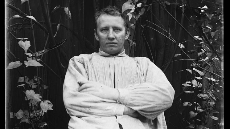 Gustav Vigeland in his studio in Hammersborg, 1903. / Gustav Vigeland i sitt studio, Hammersborg, 1903.