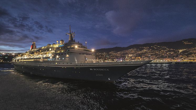 'Boudicca' at night