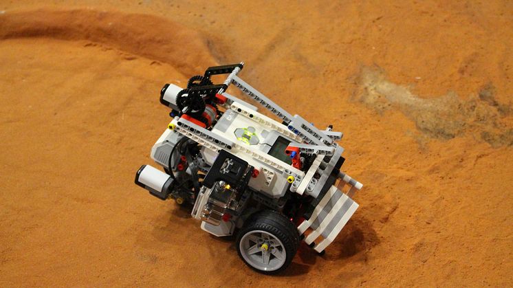 Abschluss der 2. Schüler-Ingenieur-Akademie "Robotool"